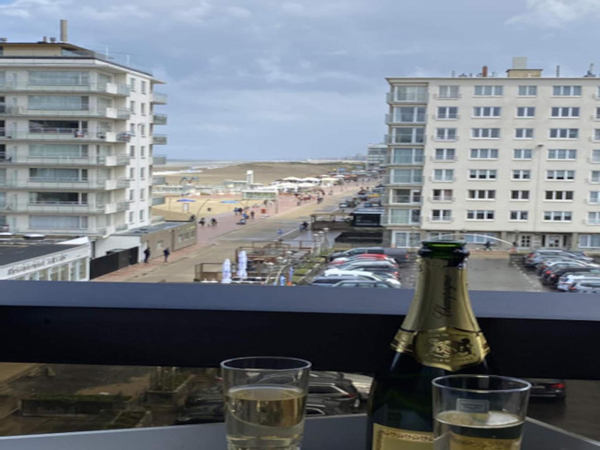 Апартаменты Plaza I 0802 With A Private Balcony Остдёйнкерке Экстерьер фото